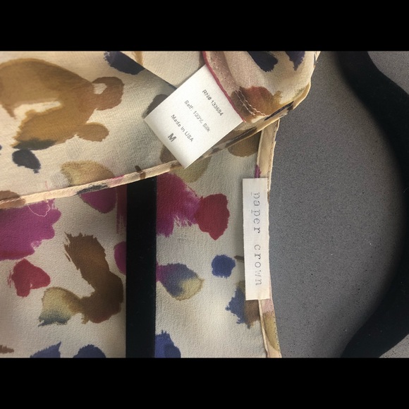 Perfect silk blouse for Fall! - Picture 4 of 4